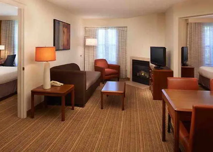 By Marriott Chicago Wilmette/skokie Wilmette