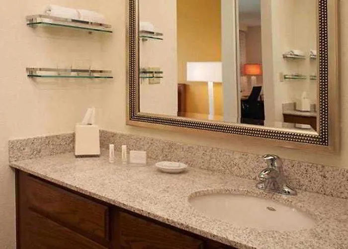 By Marriott Chicago Wilmette/skokie Hotel 3*