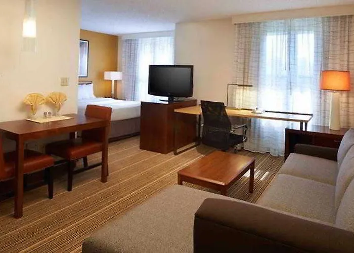 By Marriott Chicago Wilmette/skokie Hotel Wilmette