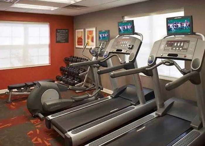 By Marriott Chicago Wilmette/skokie Wilmette