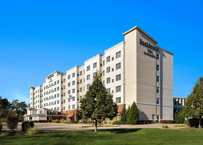 Hotel By Marriott Chicago Wilmette/skokie