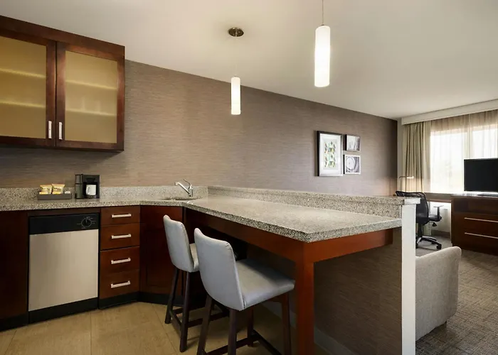 By Marriott Chicago Wilmette/skokie Wilmette