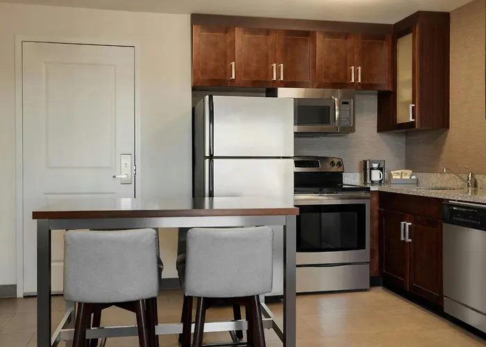 By Marriott Chicago Wilmette/skokie Hotel 3*