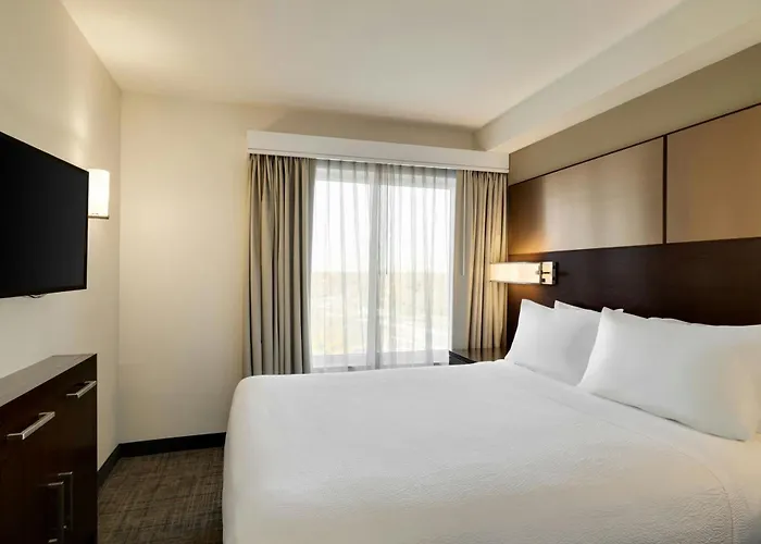 By Marriott Chicago Wilmette/skokie Hotel Wilmette