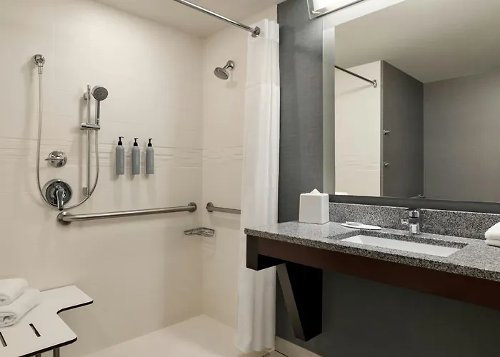 By Marriott Chicago Wilmette/skokie Wilmette