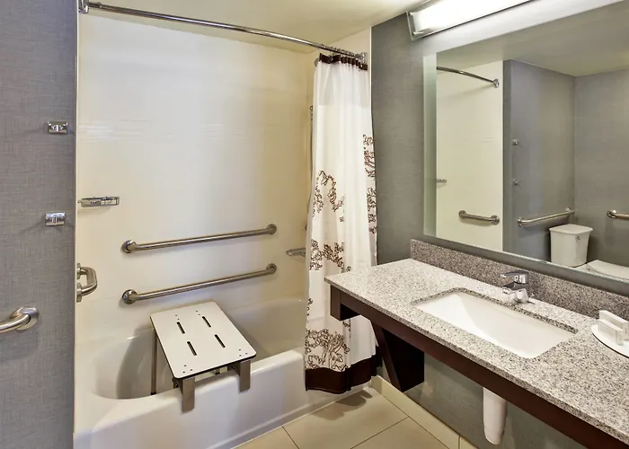 By Marriott Chicago Wilmette/skokie