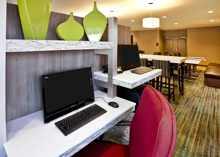 By Marriott Chicago Wilmette/skokie Hotel Wilmette
