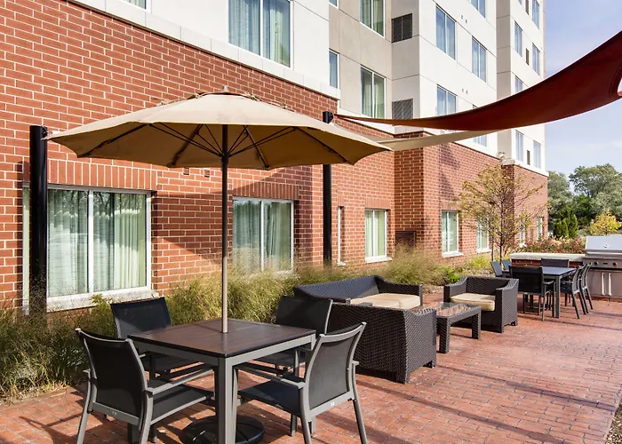 By Marriott Chicago Wilmette/skokie Hotel